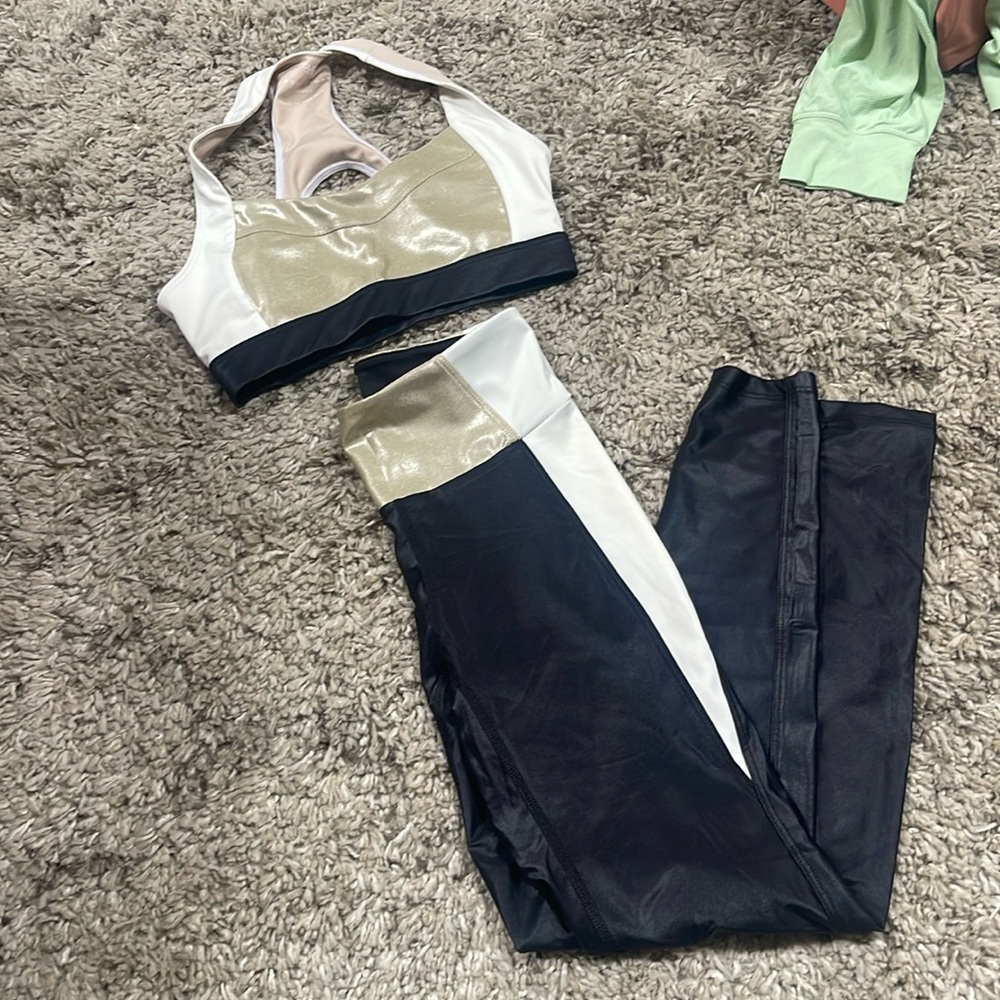 Heroine sport workout set *peloton inspired